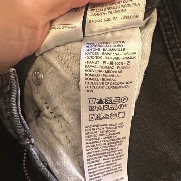 Levi's Ribcage Black Wide Leg Jeans - Picture 6 of 7